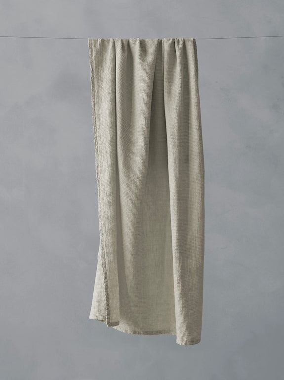 Guest towel lipe - mastice
