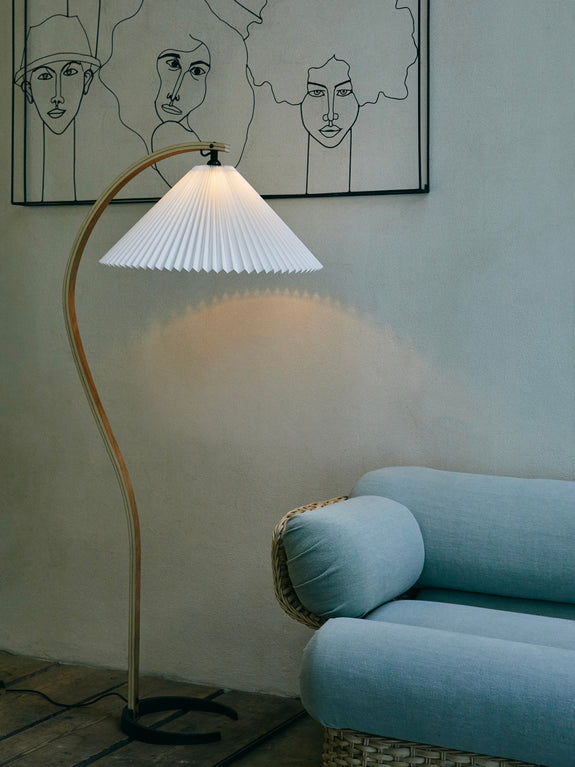 TIMBERLINE FLOOR LAMP