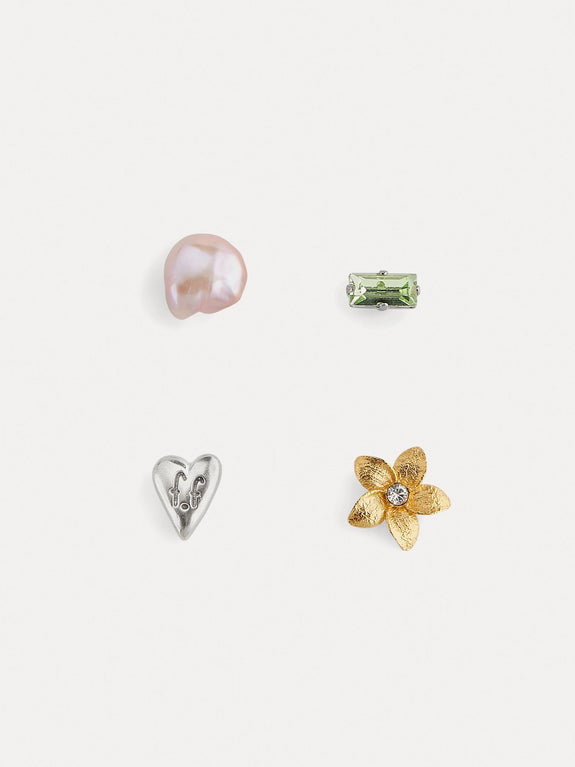 Set of earrings