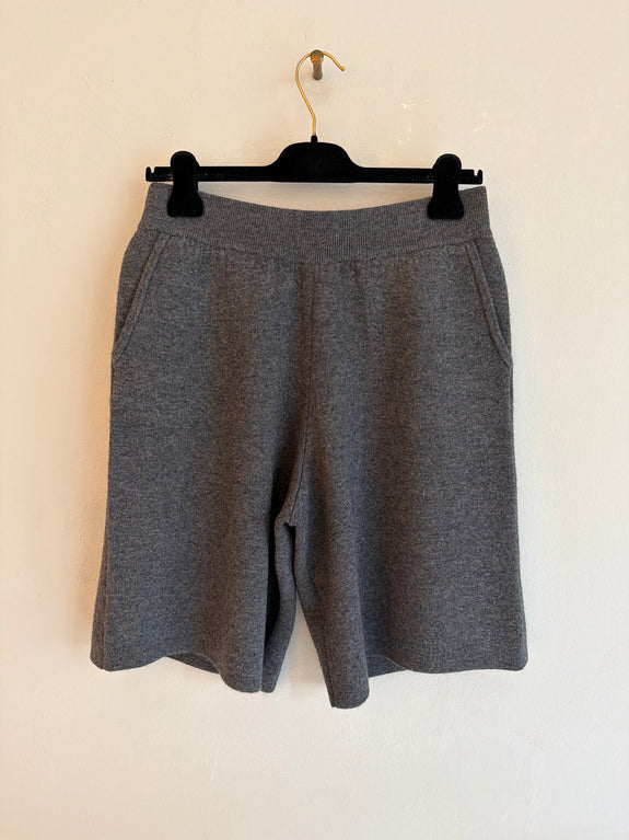 Knitted shorts - Mid grey