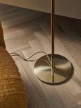 9602 FLOOR LAMP