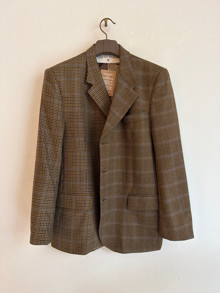 Contrasted blazer in green tones