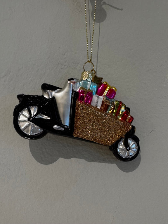 Ornament glass motorbike w/christmas presents