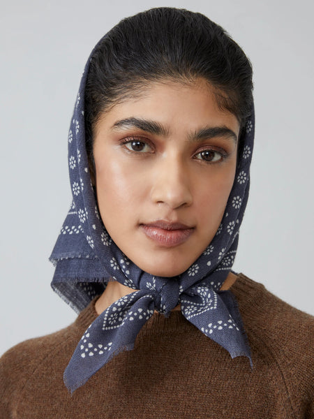 OLAF SCARF N°676 - SLATE GRAY