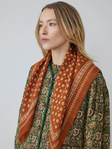 OLAF SCARF N°676 - TOFFEE
