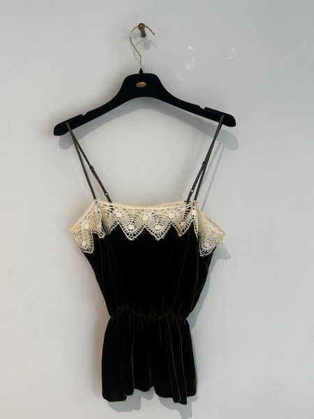 Velvet top with straps and lace - woods