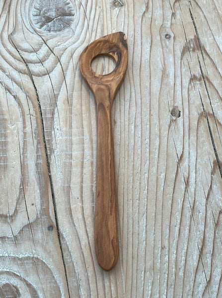 Spoon with hole 30 cm